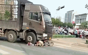 c20768a61a1c04d794a42794fb1fbbb3.gif