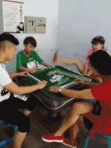 7701a533gy1fh6i3o6tjig204h05yx6p.gif